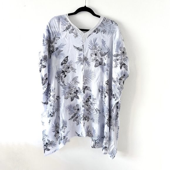 Reitmans light blue floral sleeveless Kimono Shawl - Picture 2 of 3